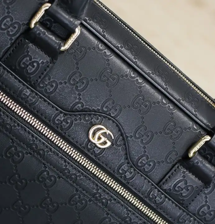 Mens Gucci Briefcases 4288-0059