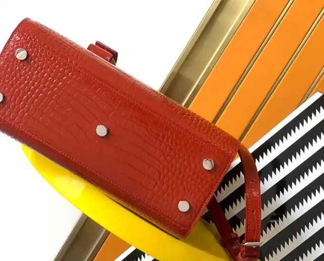 Gucci Top Handle Bags 4334B-0016