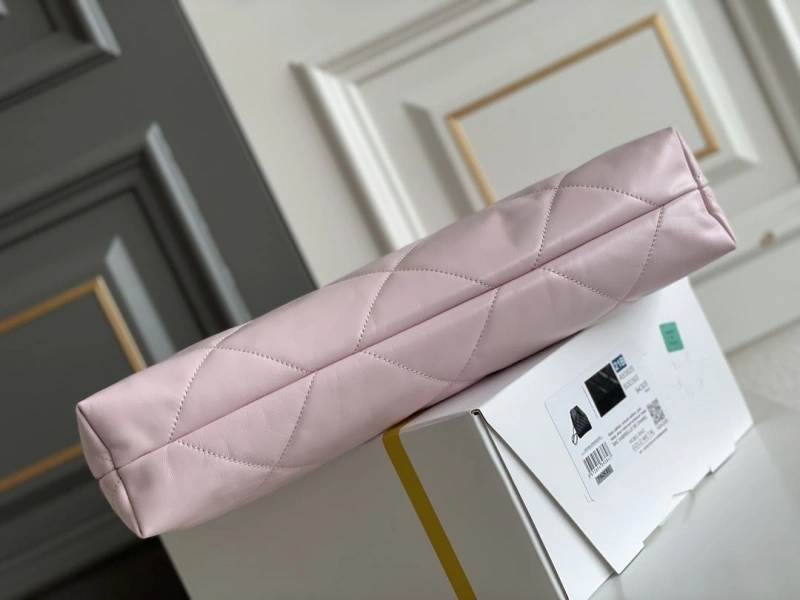 Chanel Gabrielle Bags 4345A-0062