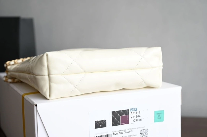 Chanel Gabrielle Bags 4345A-0108