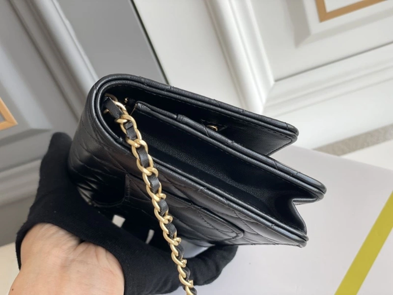 Chanel WOC Bags 4345D-0041