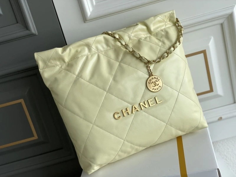 Chanel Gabrielle Bags 4345D-0093