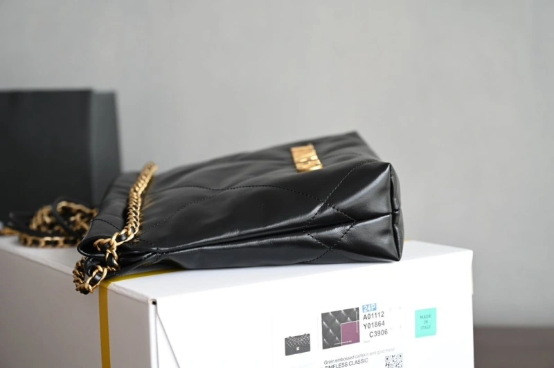 Chanel Gabrielle Bags 4345D-0104