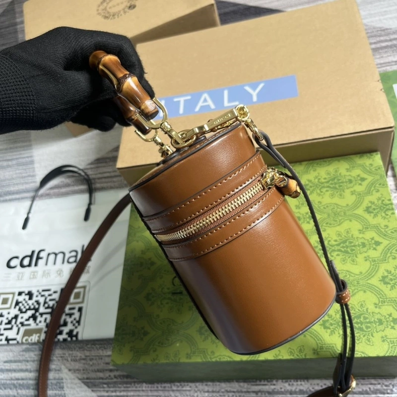 Gucci Cosmetic Bags 4360C-0749