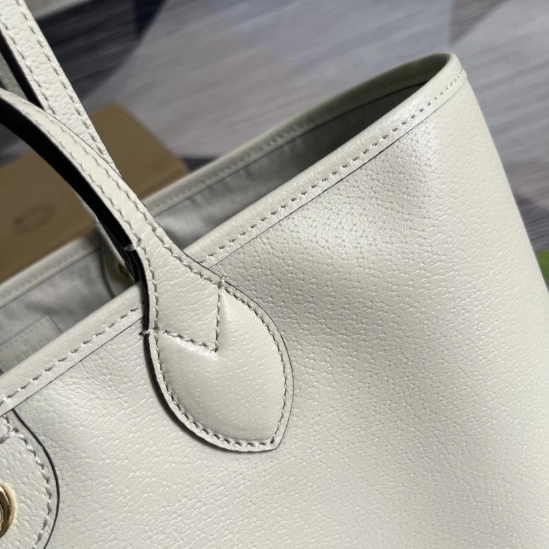 Gucci Shopping Bags 4360C-0906