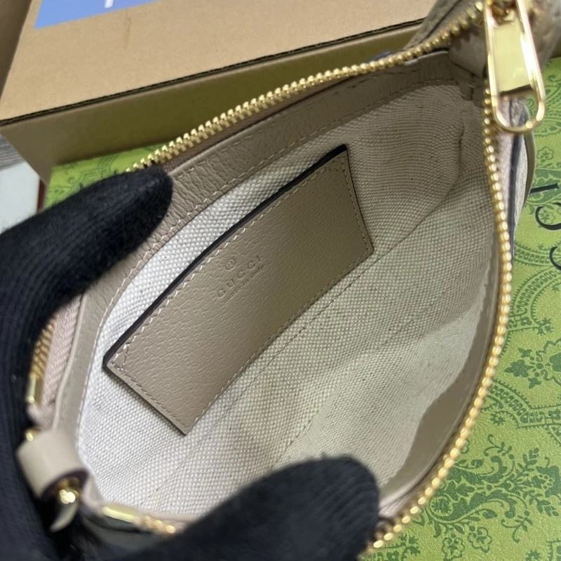 Gucci Top Handle Bags 4360C-1011