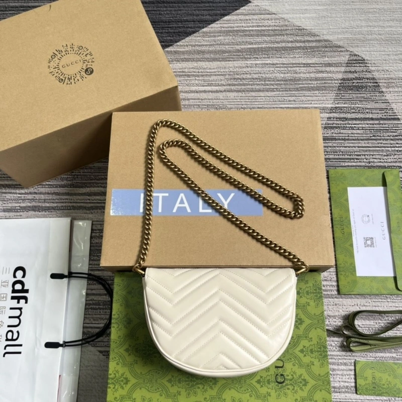 Gucci Satchel Bags 4360C-1062