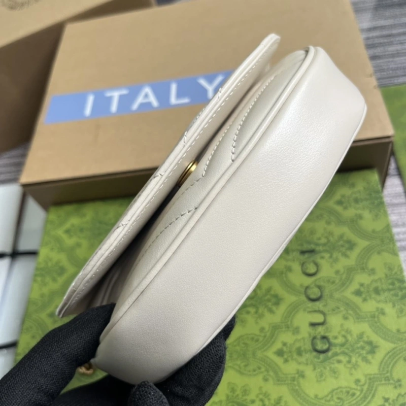 Gucci Satchel Bags 4360C-1062