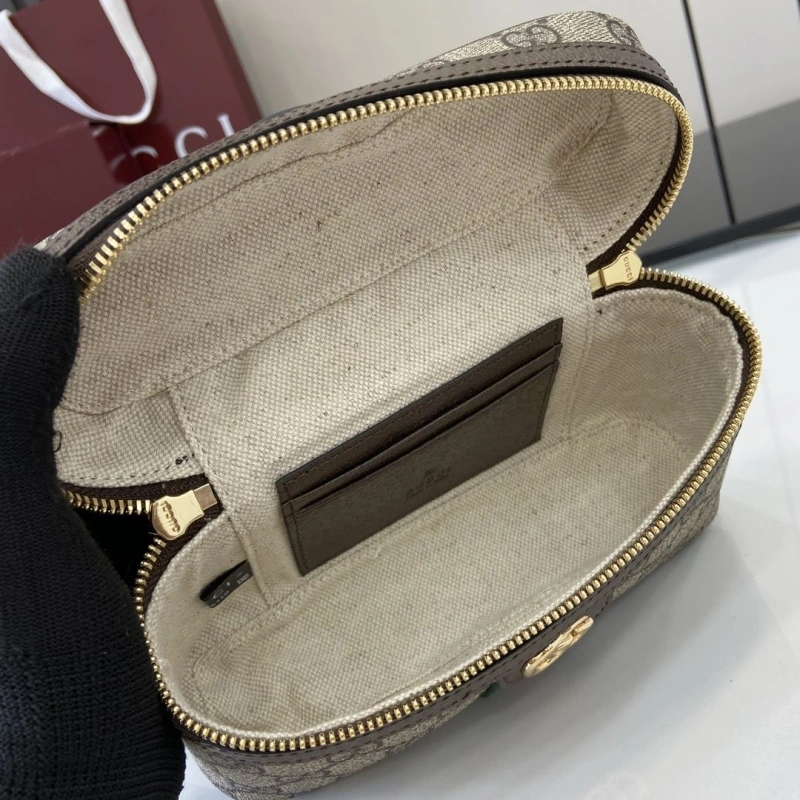 Gucci Cosmetic Bags 4360C-1100