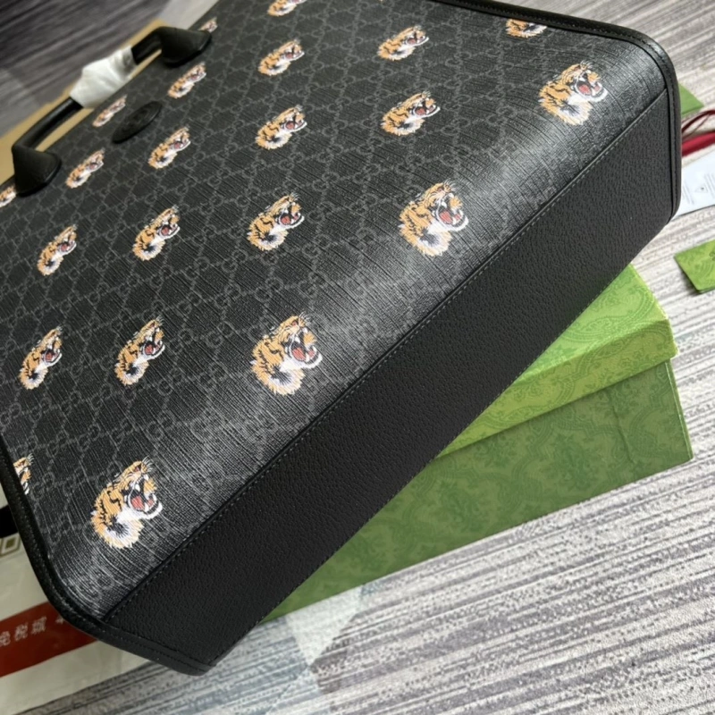 Gucci Shopping Bags 4360C-1261