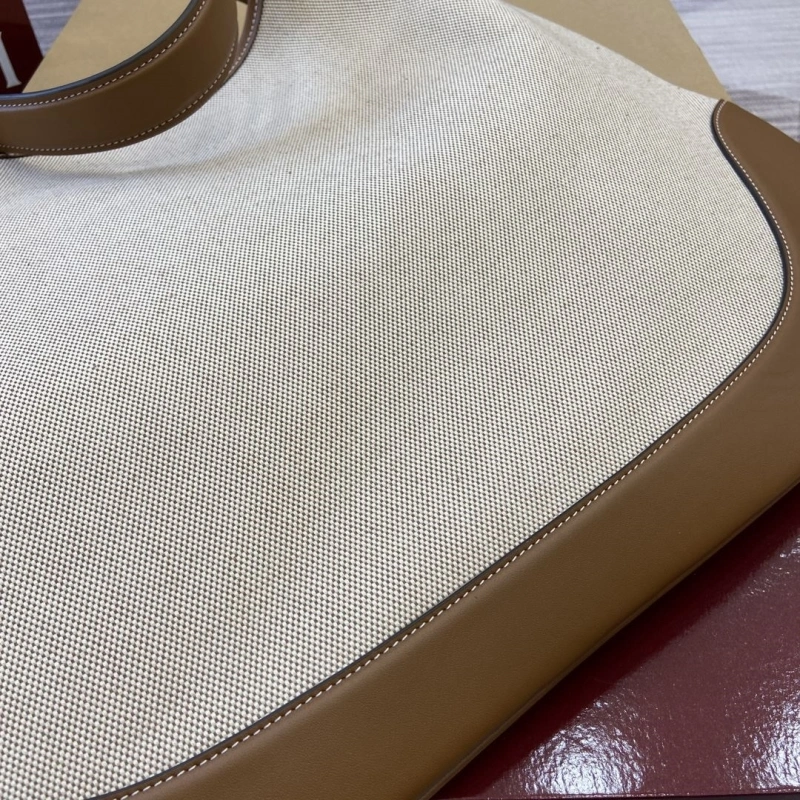 Gucci Top Handle Bags 4360C-1336