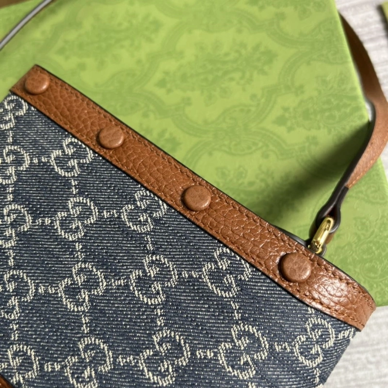 Gucci Satchel Bags 4360C-1797