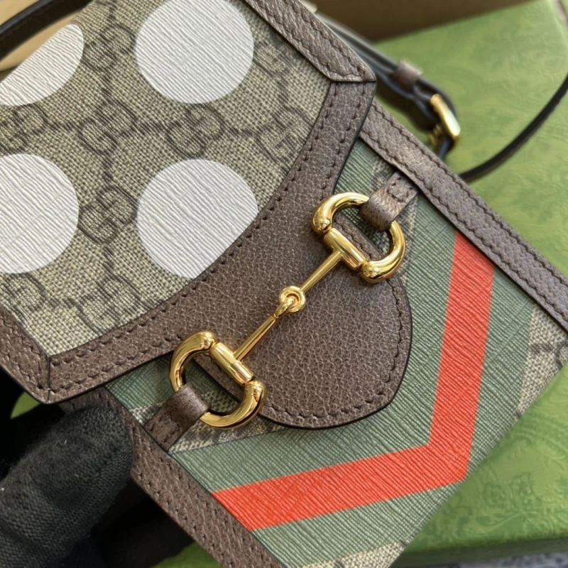 Gucci Satchel Bags 4360C-1799