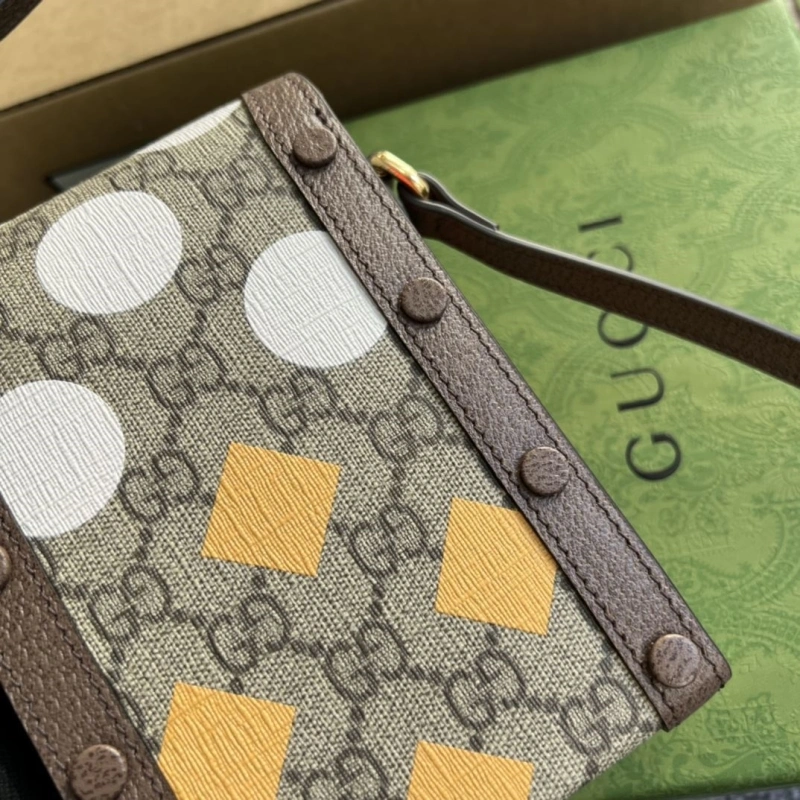 Gucci Satchel Bags 4360C-1799