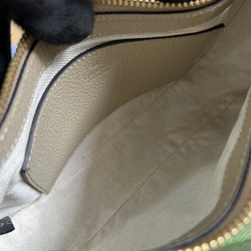 Gucci Top Handle Bags 4360C-1804