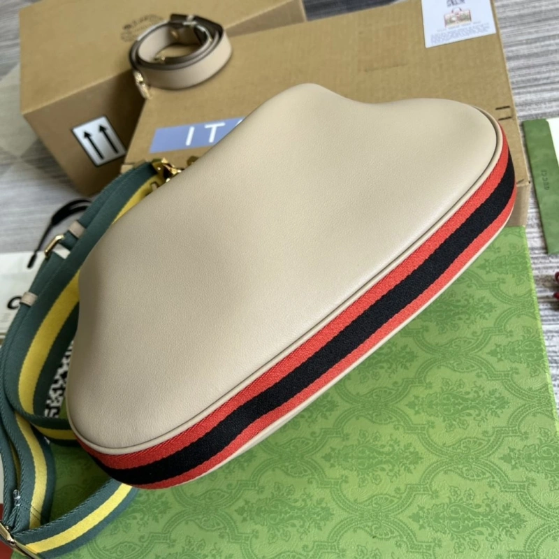 Gucci Satchel Bags 4360C-1817