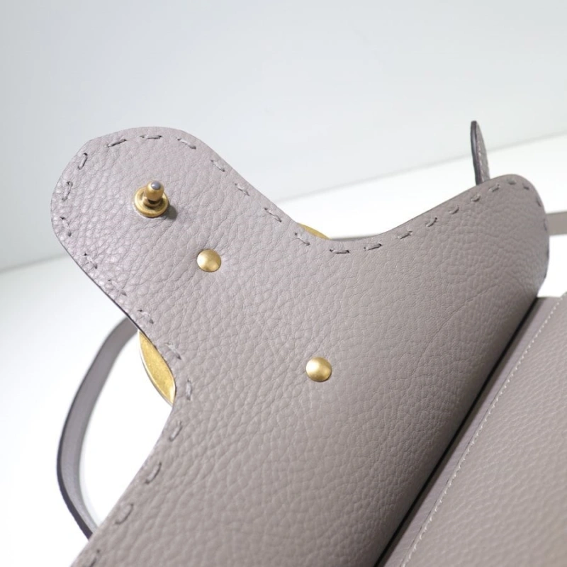 Gucci Top Handle Bags 4360C-1927