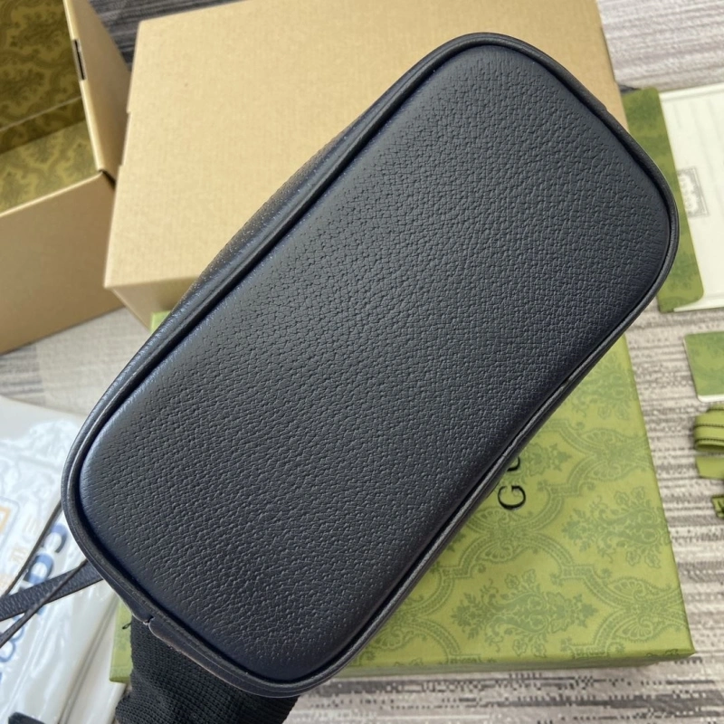 Gucci Shopping Bags 4360C-1939