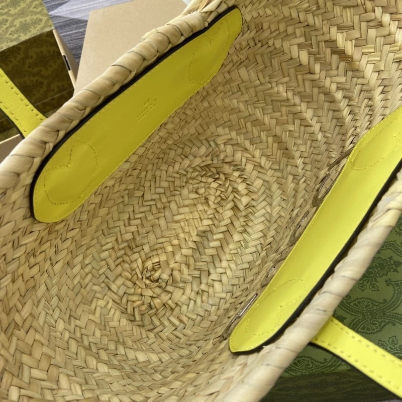 Gucci Shopping Bags 4360C-1945