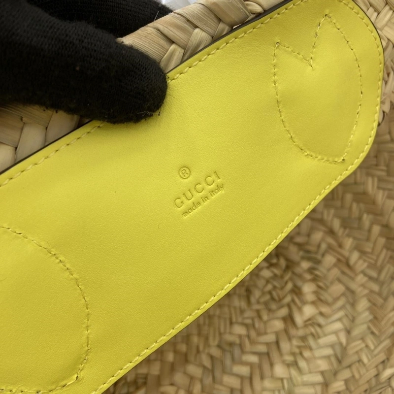 Gucci Shopping Bags 4360C-1945