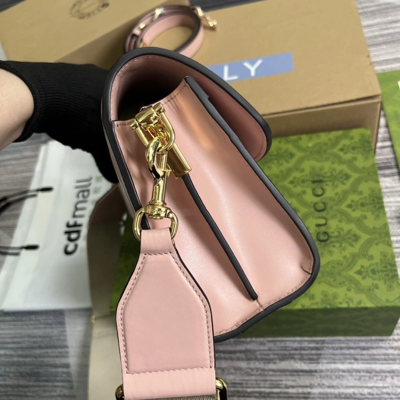 Gucci Satchel Bags 4360C-2072