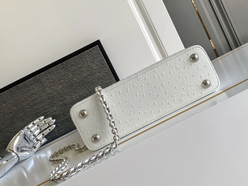 LV Capucines Bags 4365A-0005