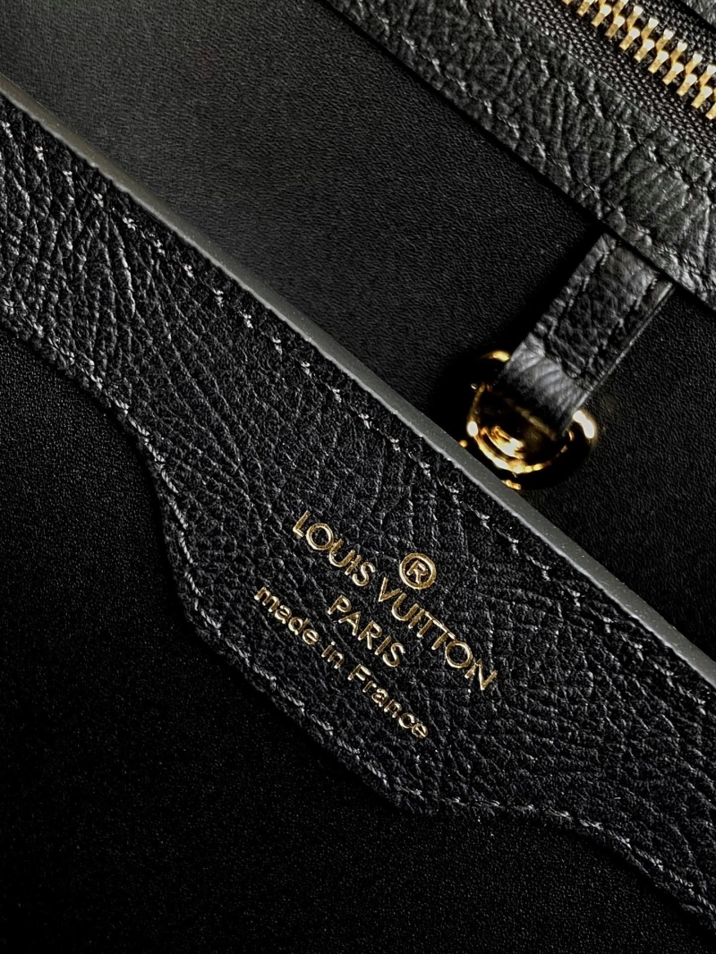 LV Capucines Bags 4365A-0008