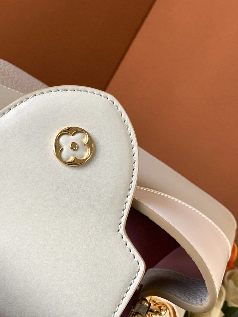 LV Capucines Bags 4365A-0022
