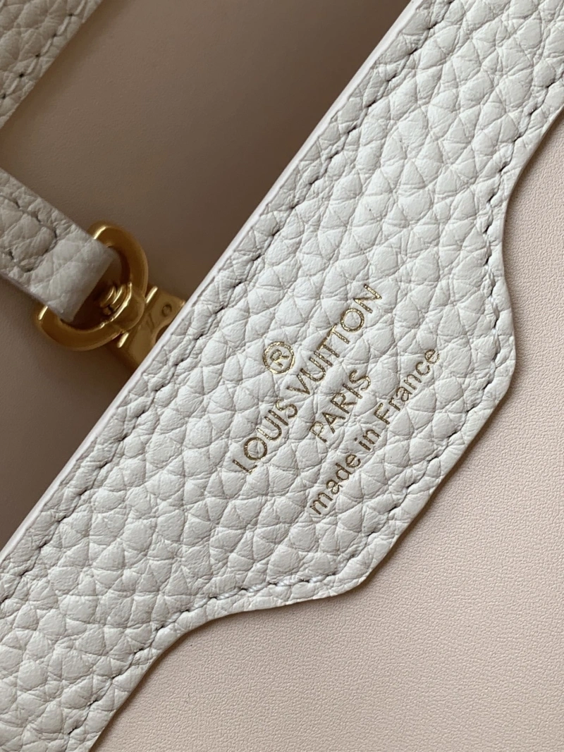 LV Capucines Bags 4365A-0026