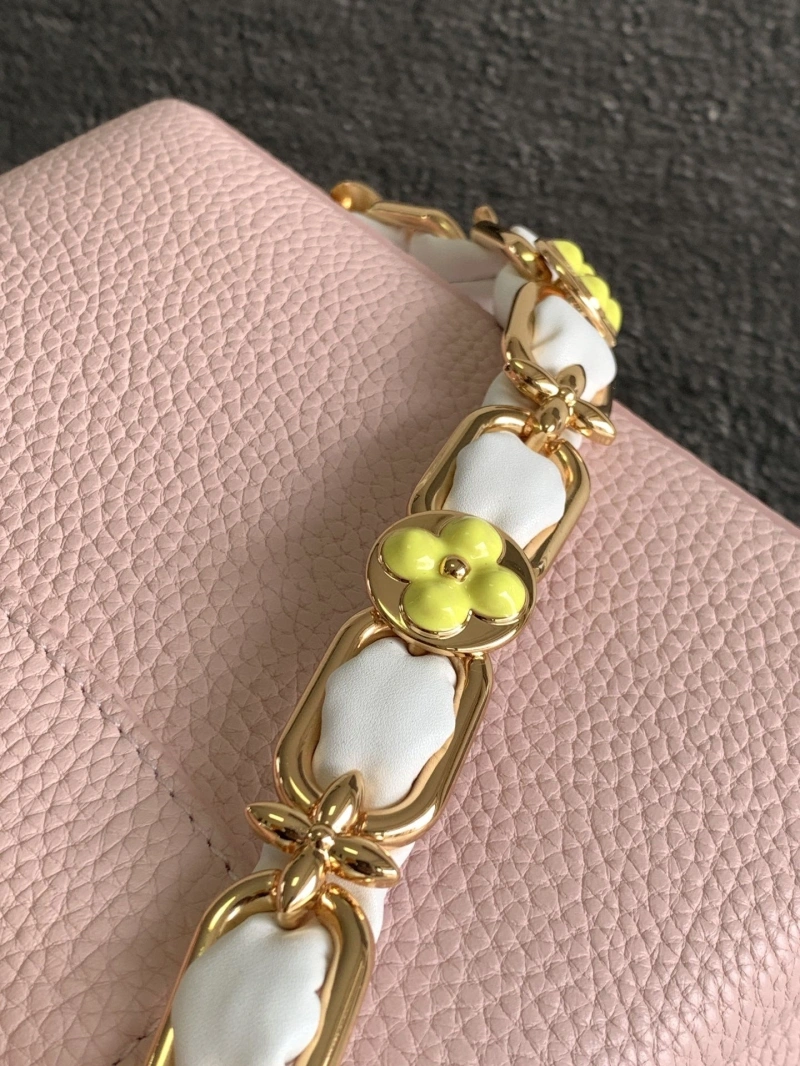 LV Capucines Bags 4365A-0037