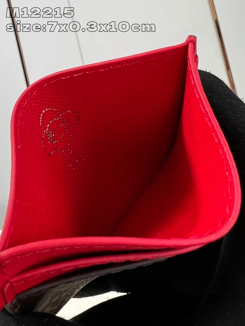 LV Wallets 4365A-0090