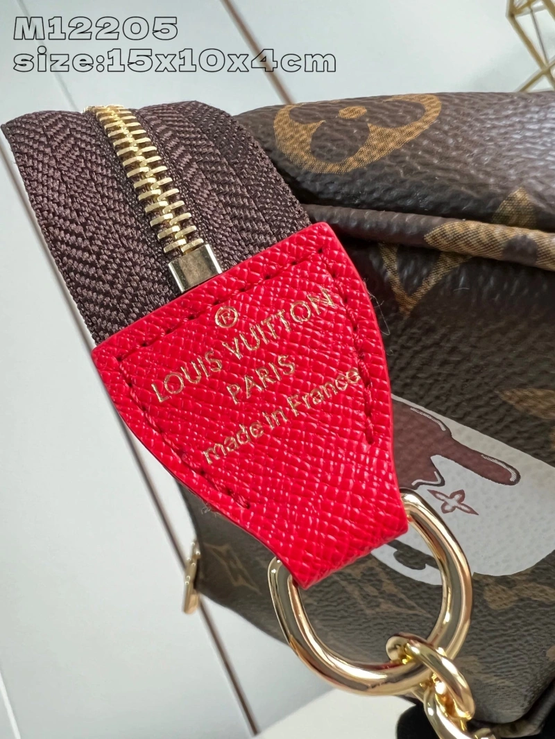 LV Wallets 4365A-0092