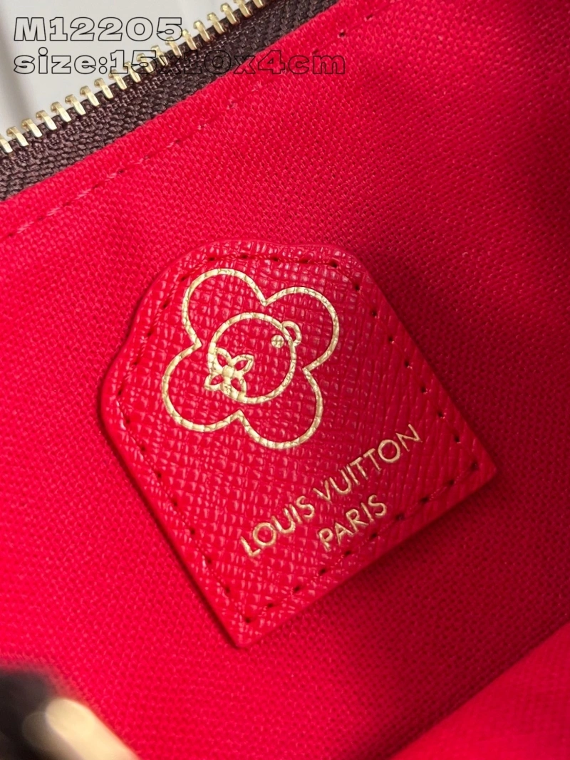 LV Wallets 4365A-0092