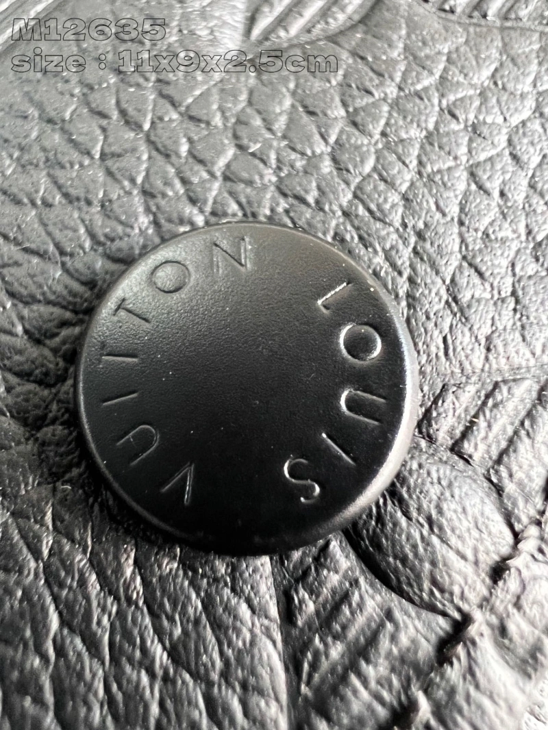 LV Wallets 4365A-0138