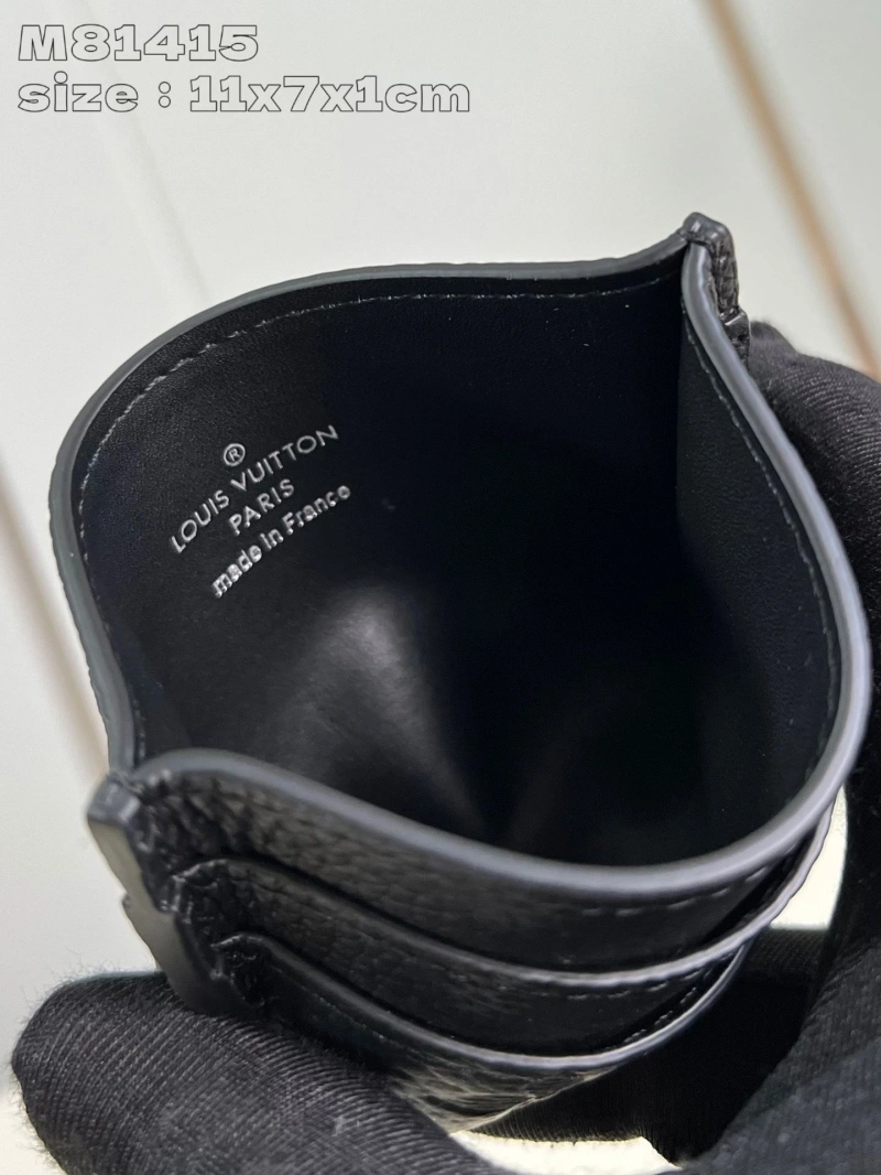 LV Wallets 4365A-0139