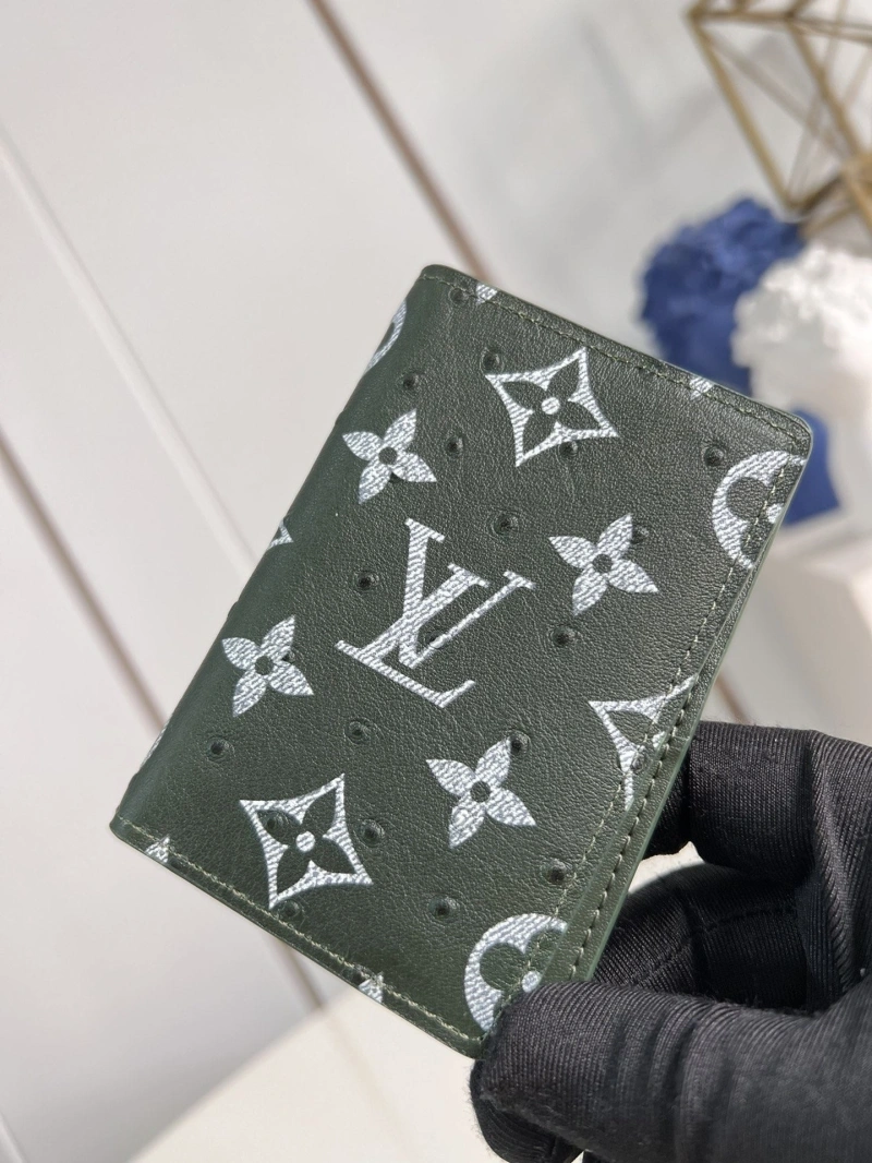 LV Wallets 4365A-0145