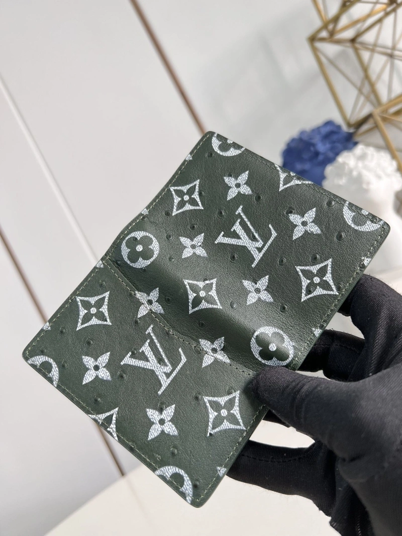 LV Wallets 4365A-0145