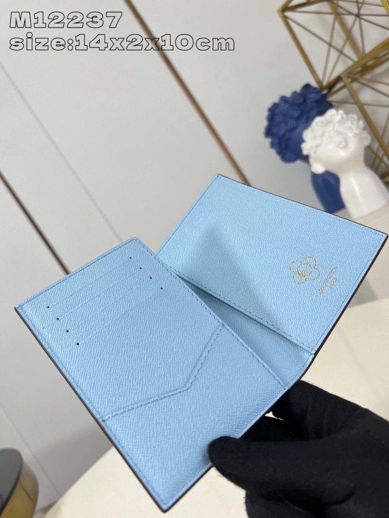 LV Wallets 4365A-0160