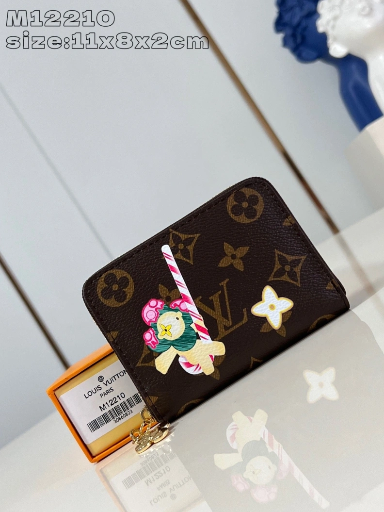 LV Wallets 4365A-0161