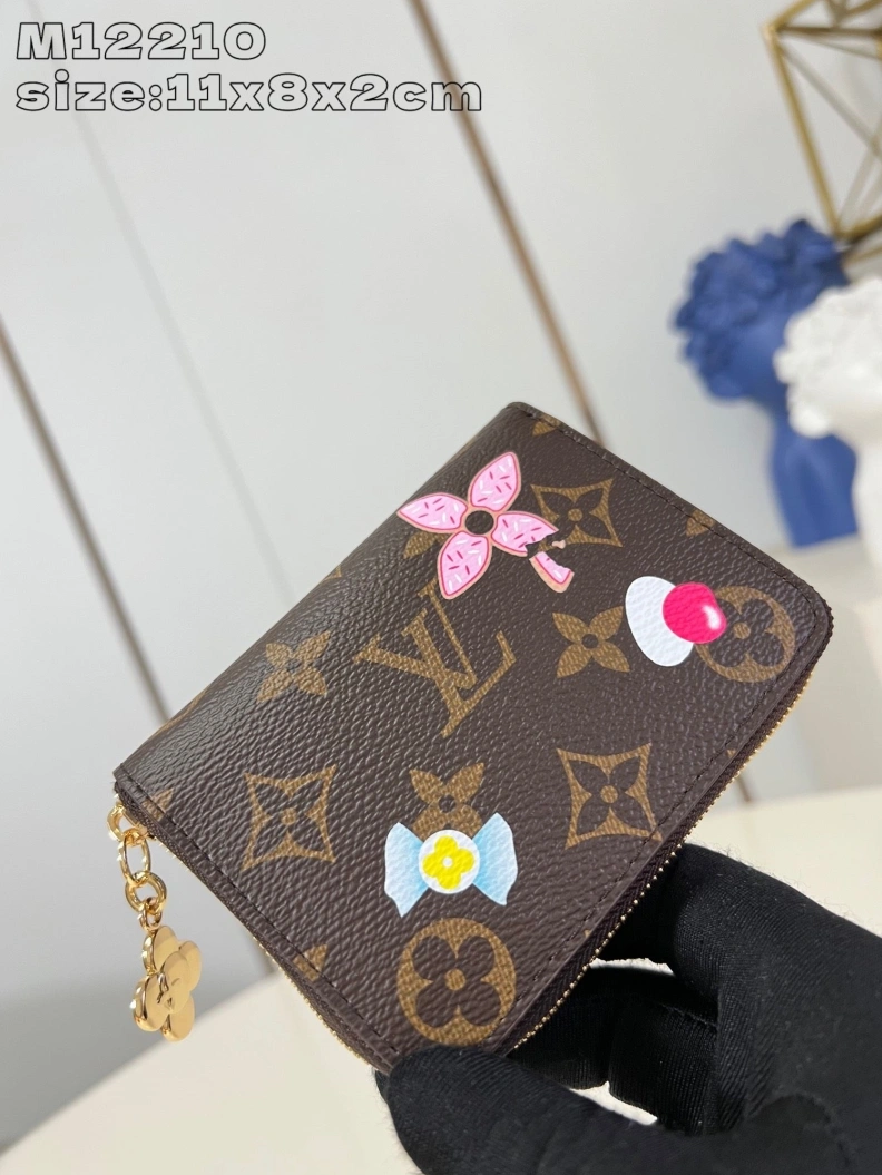 LV Wallets 4365A-0161