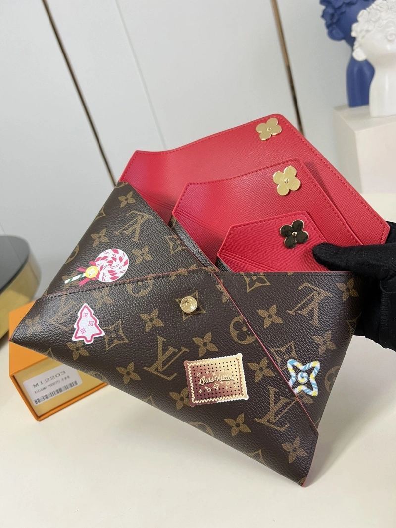LV Wallets 4365A-0172