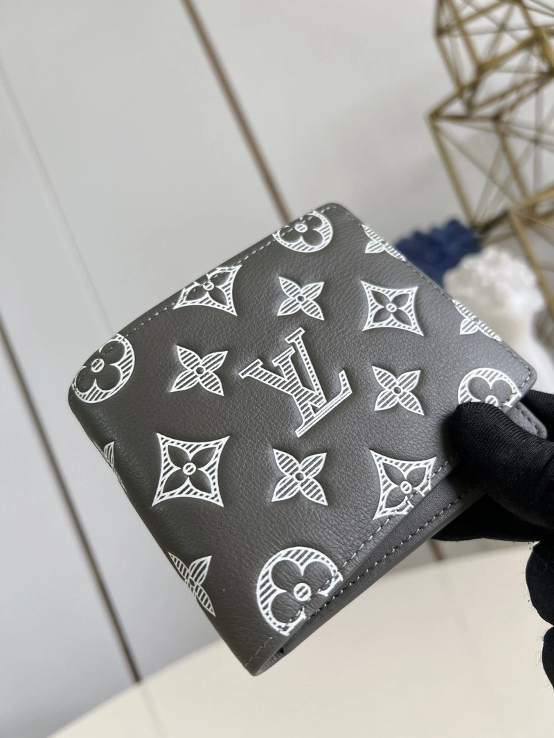 LV Wallets 4365A-0190
