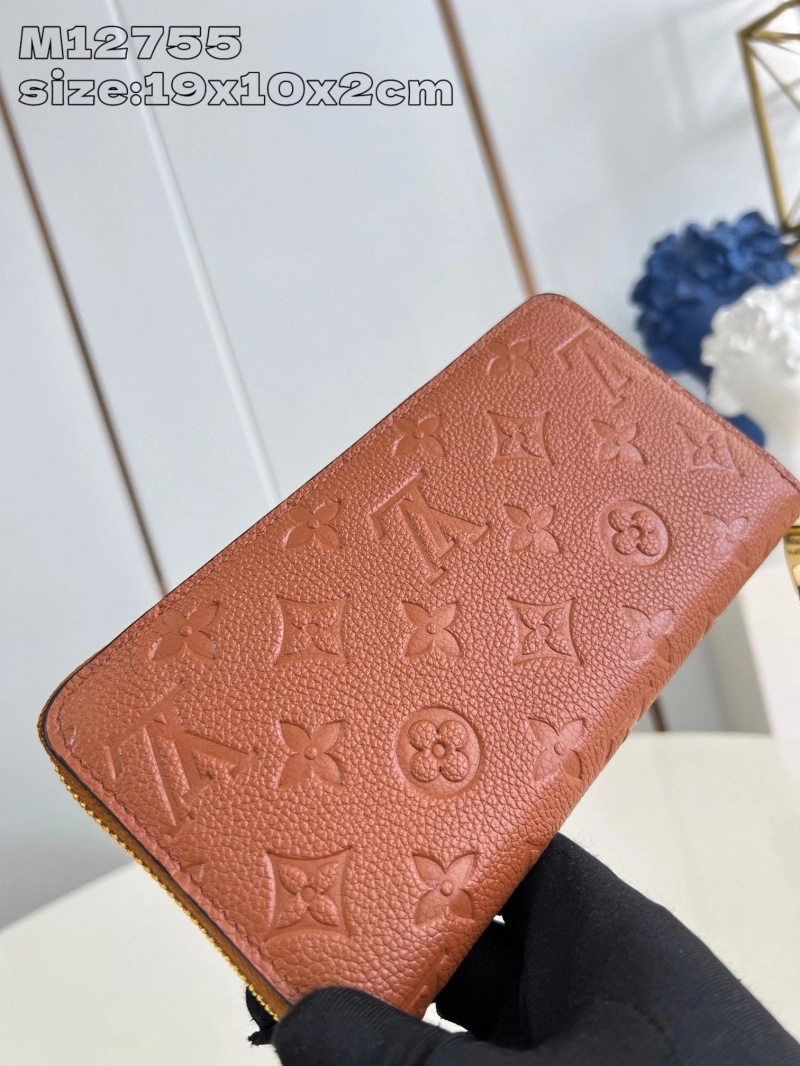 LV Wallets 4365A-0213