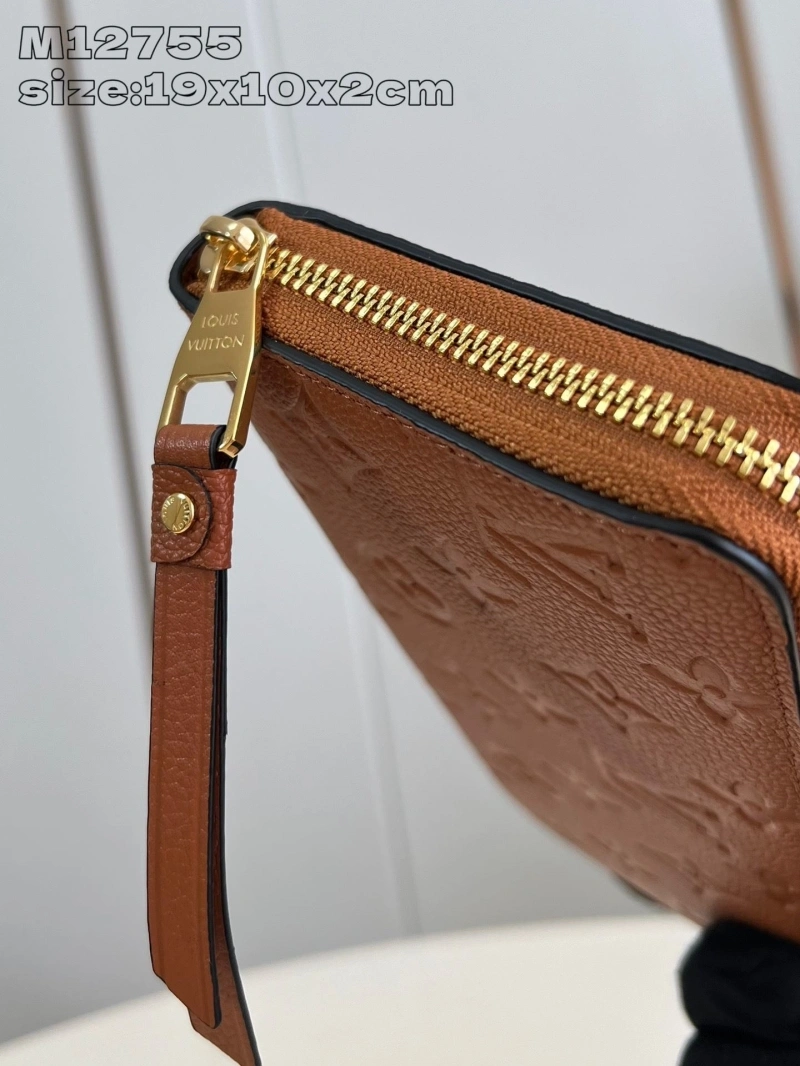 LV Wallets 4365A-0213