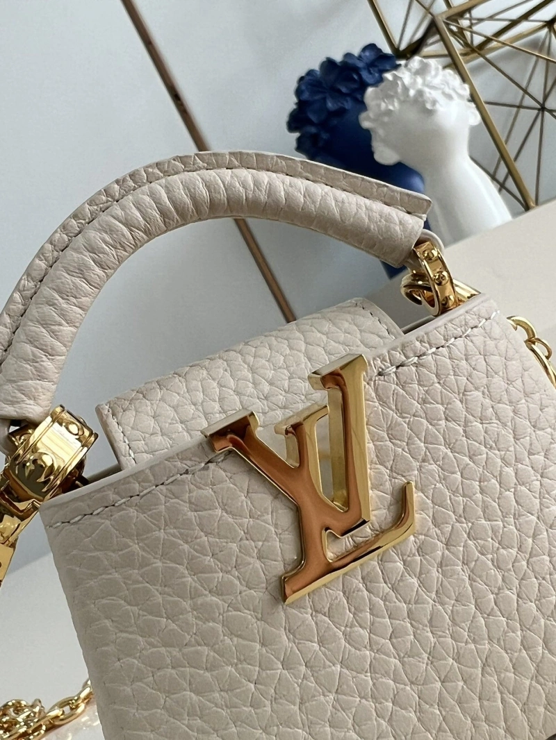LV Capucines Bags 4365A-0221