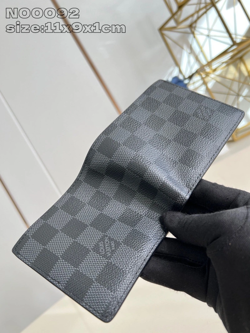 LV Wallets 4365A-0229