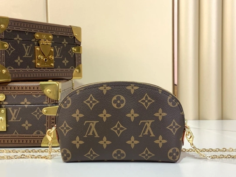 LV Cosmetic Bags 4365A-0240