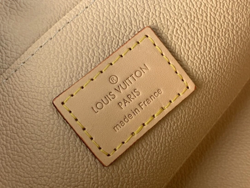 LV Cosmetic Bags 4365A-0240