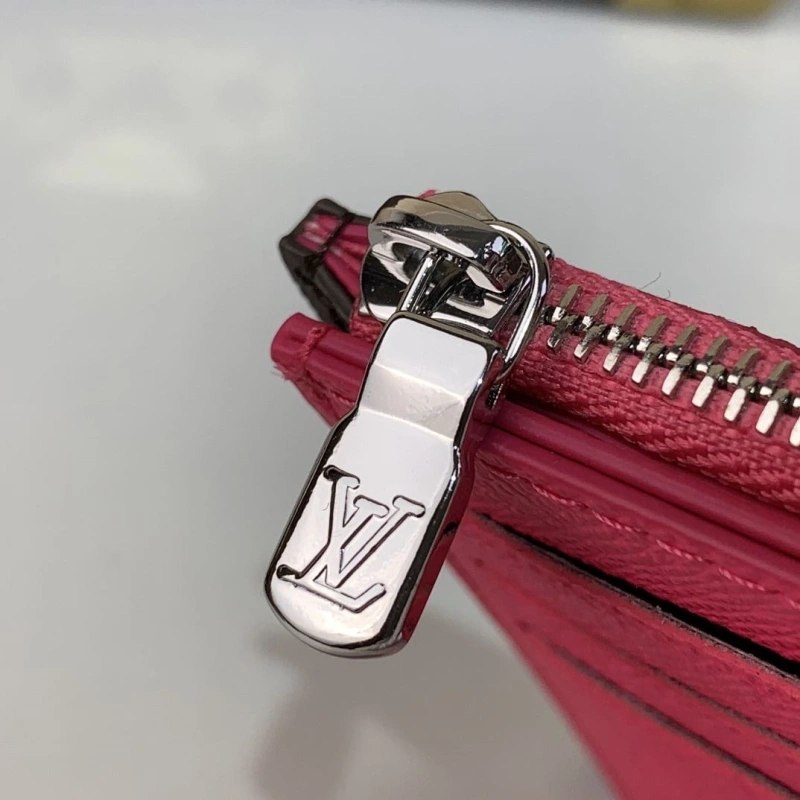 LV Wallets 4365A-0243