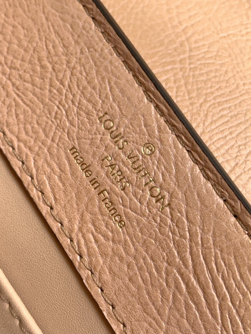 LV Capucines Bags 4365A-0278